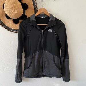 ✨ The North Face Black & Gray Zip Front Jacket ✨